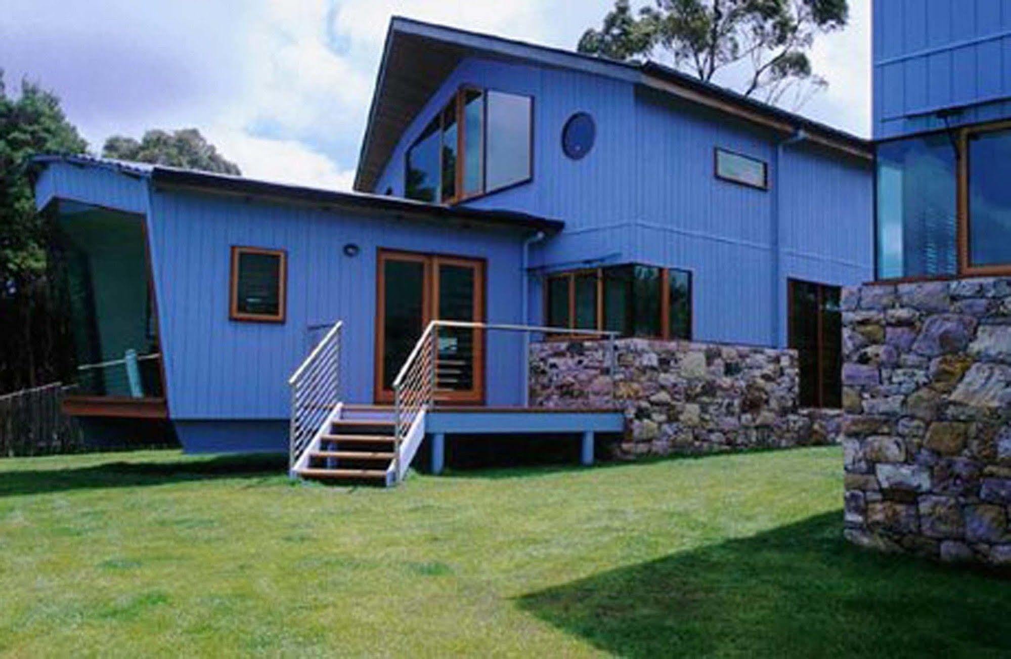 Wheelhouse Apartments Strahan Εξωτερικό φωτογραφία