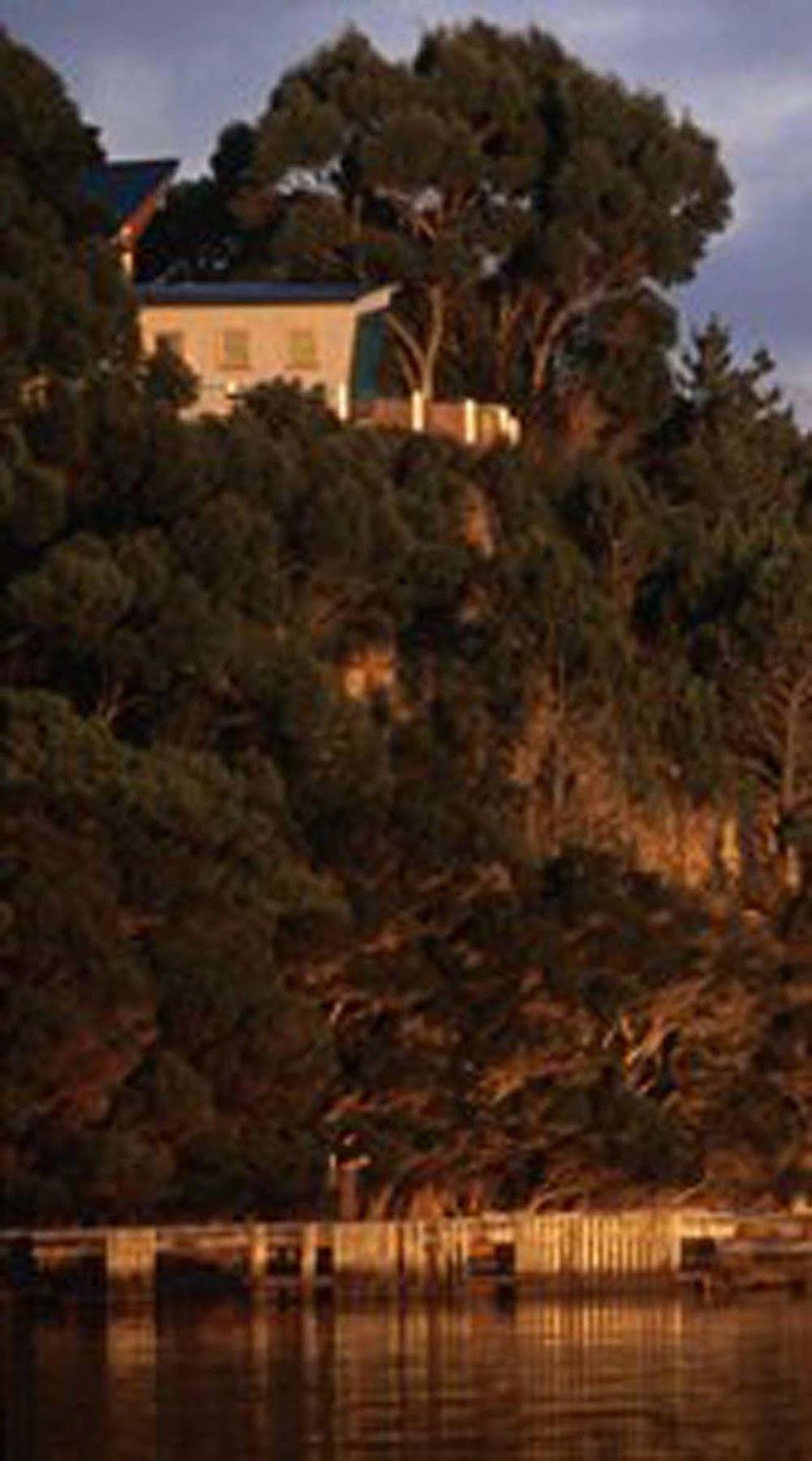Wheelhouse Apartments Strahan Εξωτερικό φωτογραφία